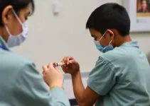 vacinação de adolescentes contra meningite